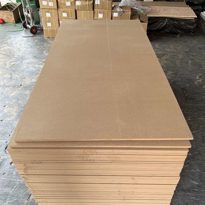 Καθαρό Mdf Ακατέργαστο Λαμινισμένο Melamine Mdf Board 18mm Wood Craft Mdf 3mm 15mm 18mm για εσωτερικούς χώρους